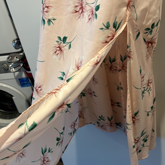 Lush Maxi Dress - Picture 3 of 4